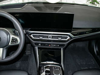 BMW 330i (Bild 2/2)