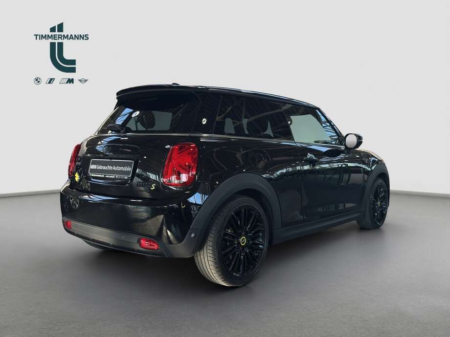 MINI Cooper SE (Bild 11/17)