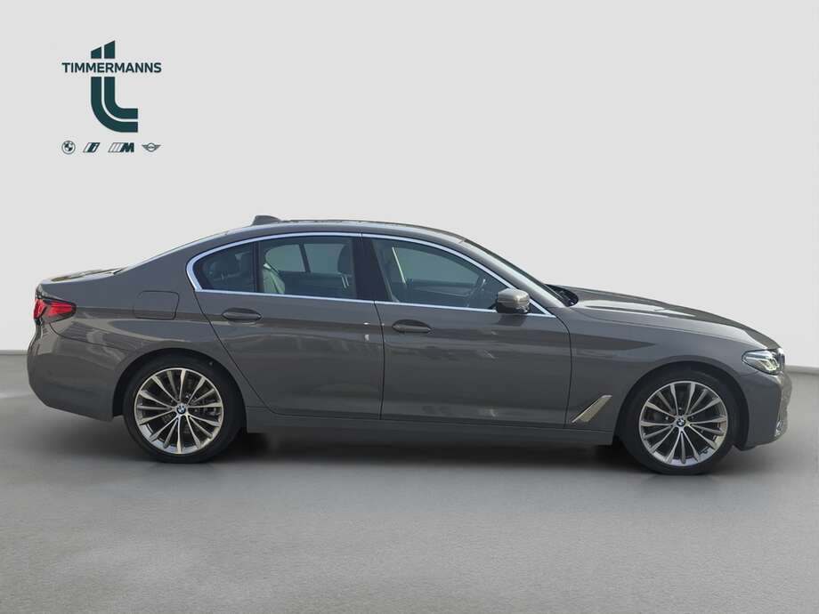 BMW 530d xDrive (Bild 16/19)