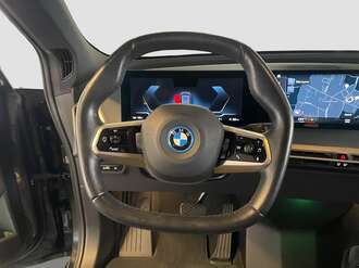 BMW iX (Bild 3/15)