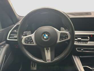 BMW X5 (Bild 2/17)