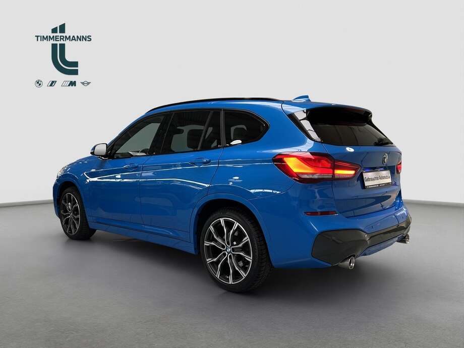 BMW X1 (Bild 12/18)