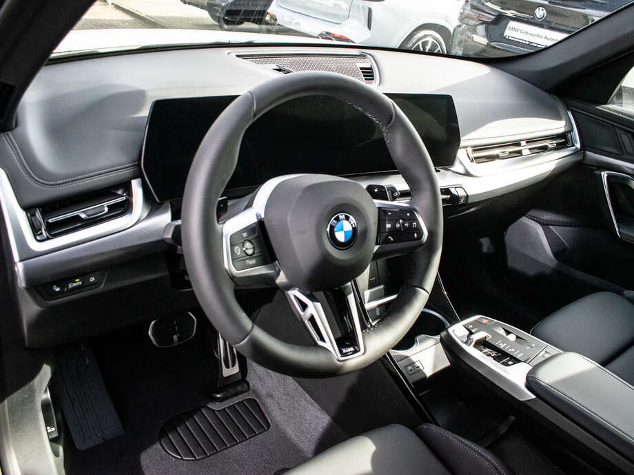 BMW X1 (Bild 10/14)