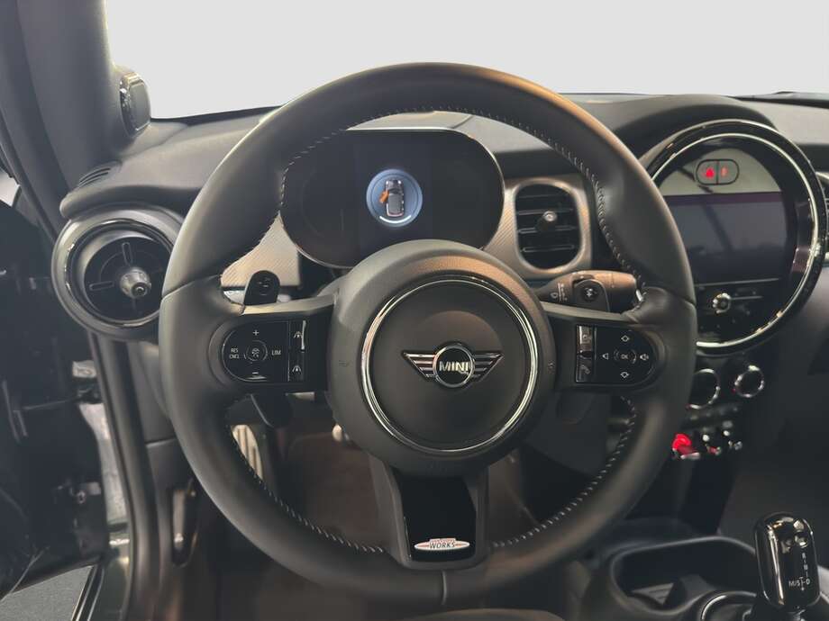MINI John Cooper Works Cabrio (Bild 4/17)