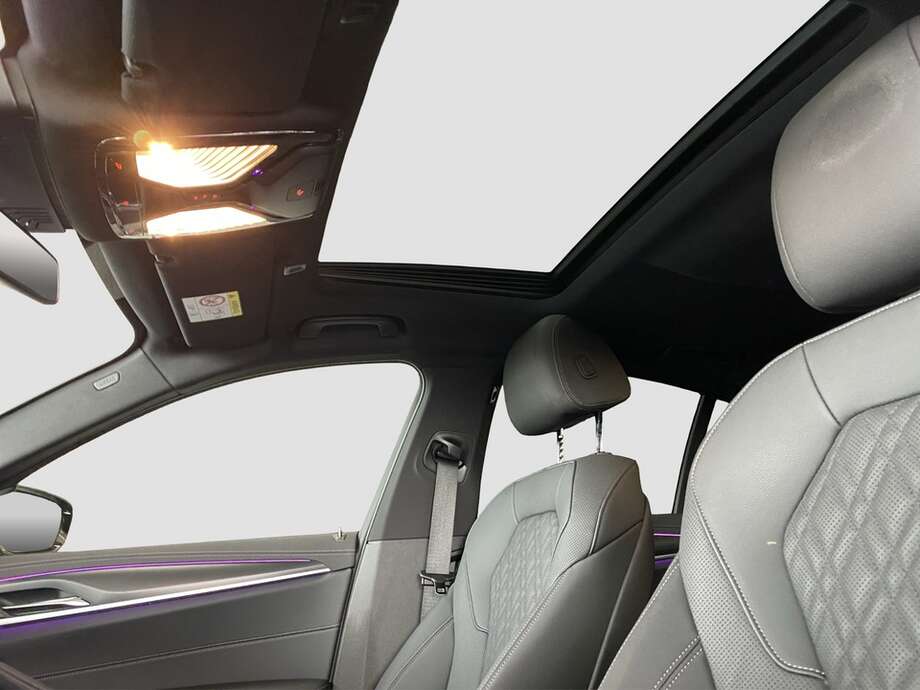 BMW 530d (Bild 3/24)