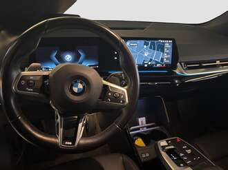 BMW 220 Active Tourer (Bild 3/17)