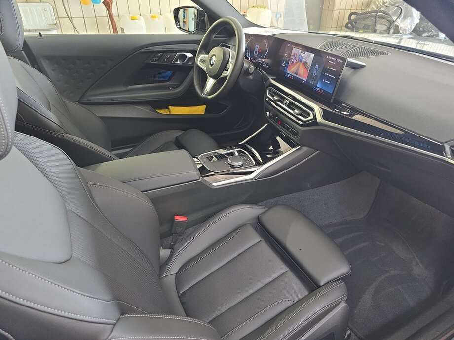 BMW M240i (Bild 8/19)