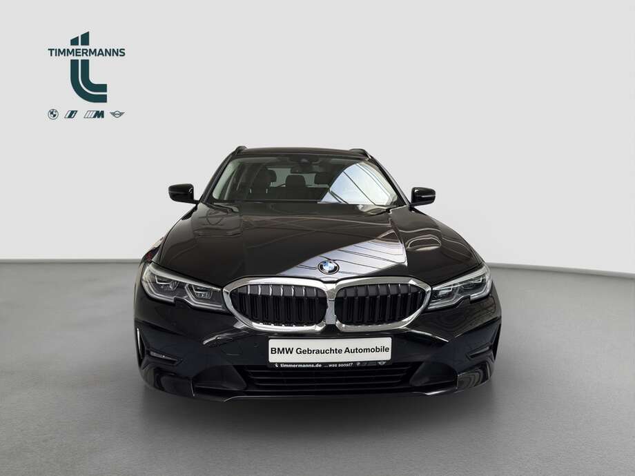 BMW 320d (Bild 22/23)