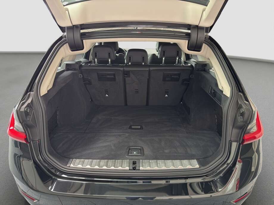 BMW 320d (Bild 7/23)