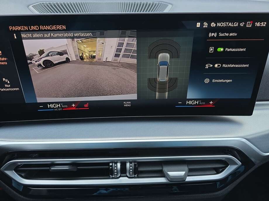 BMW 320d (Bild 10/18)