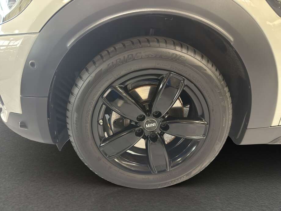 MINI Cooper D Countryman (Bild 17/17)