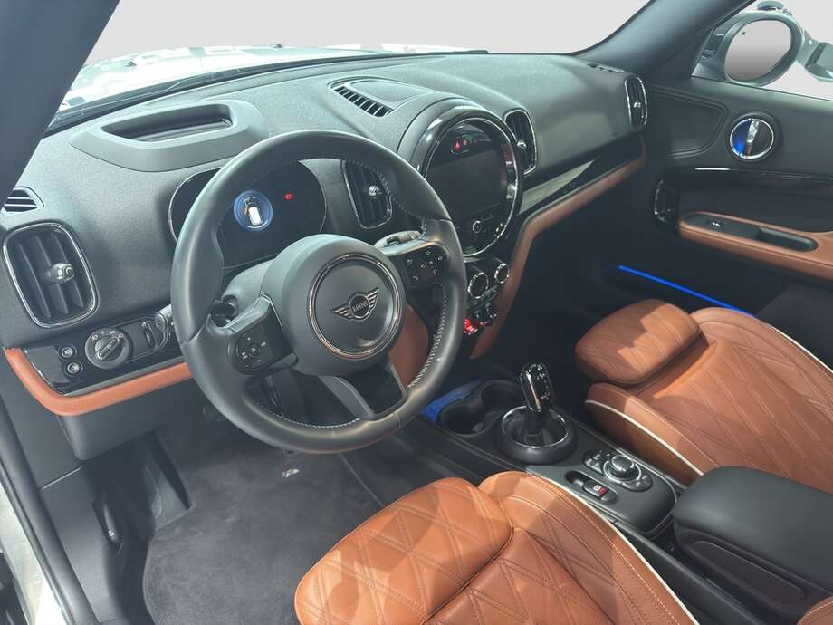MINI Cooper D Countryman (Bild 3/17)