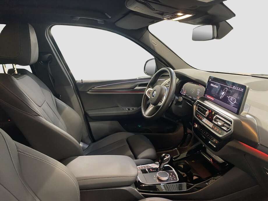 BMW X3 (Bild 8/23)