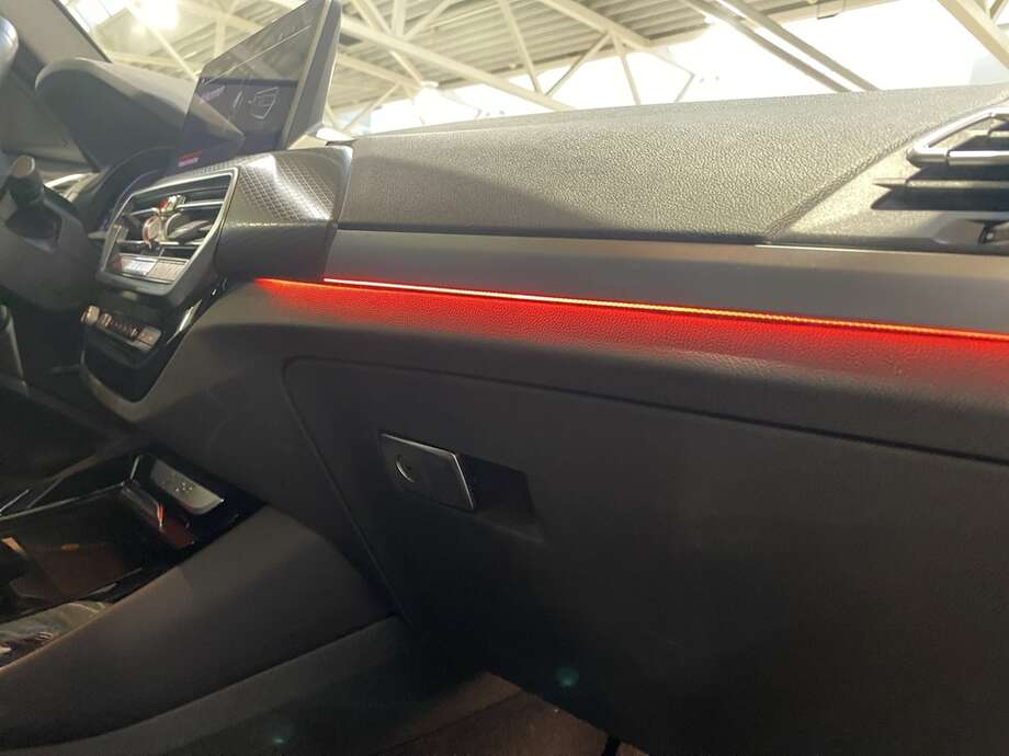 BMW X3 (Bild 9/23)
