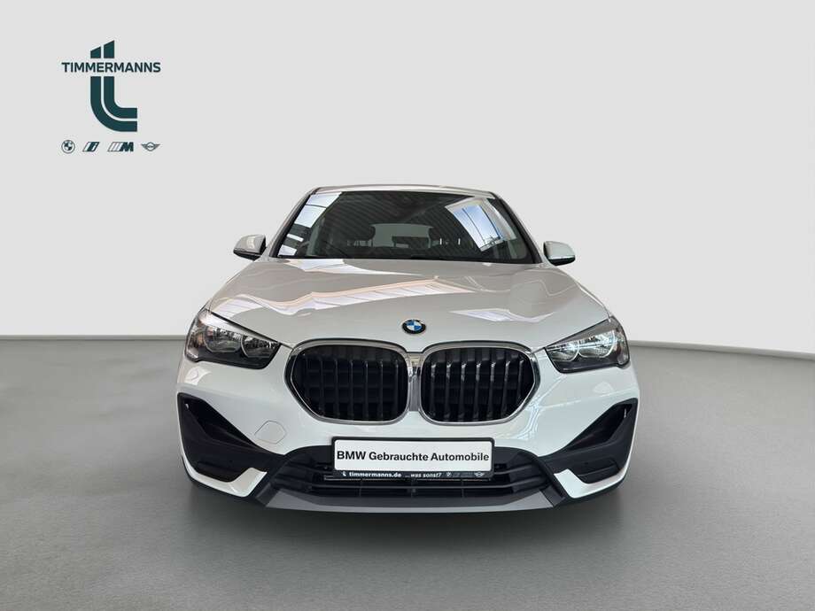 BMW X1 (Bild 16/17)
