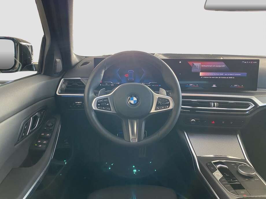 BMW 330d (Bild 4/24)