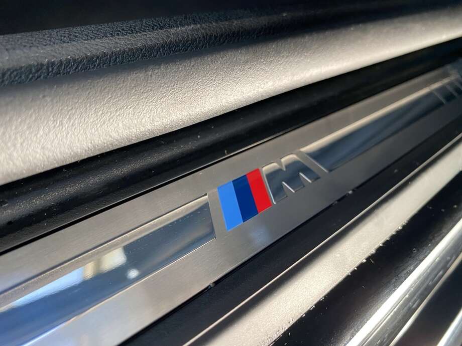 BMW 330d (Bild 9/24)