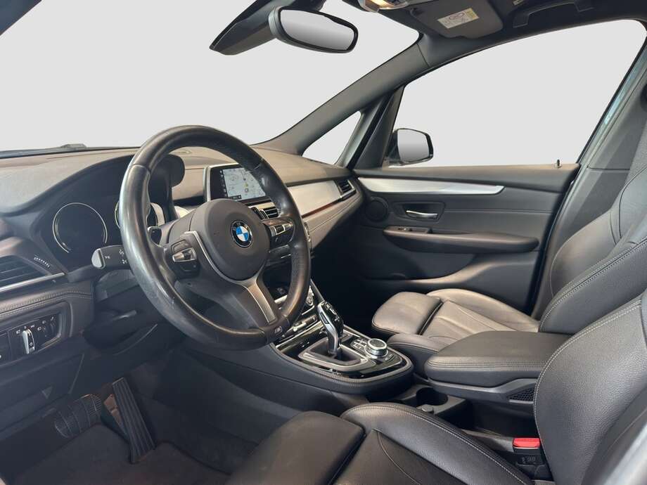 BMW 220 Gran Tourer (Bild 2/19)