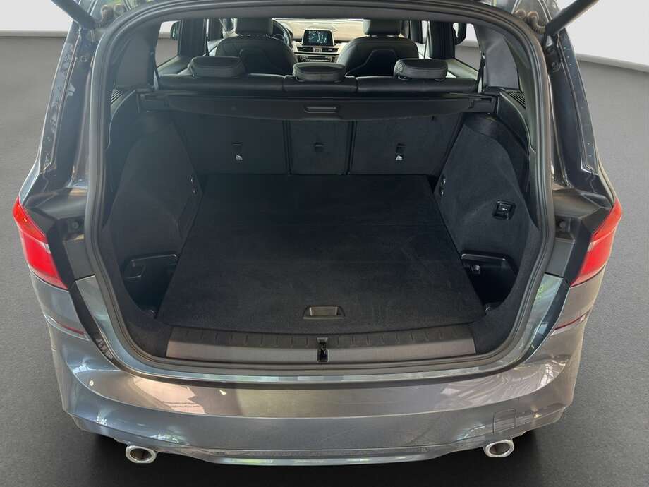 BMW 220 Gran Tourer (Bild 6/19)