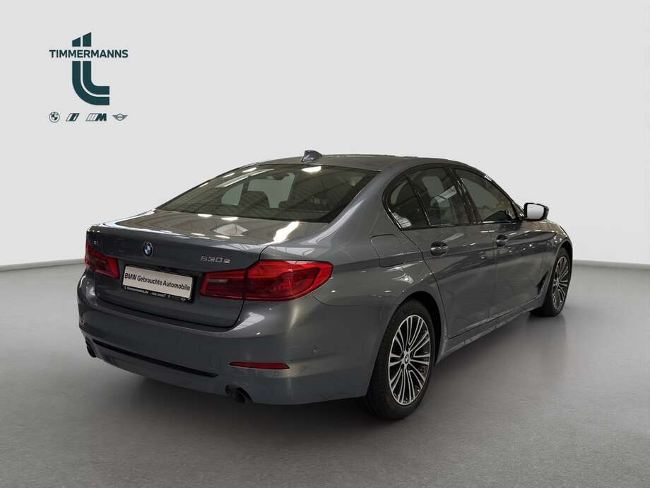 BMW 530e xDrive (Bild 14/18)