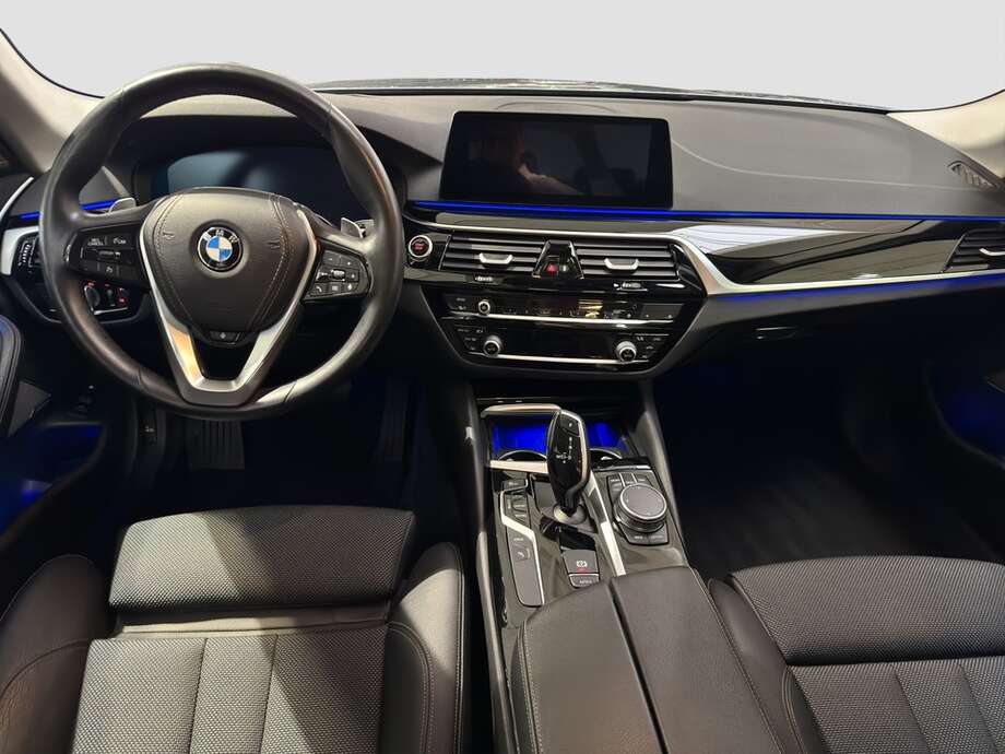 BMW 530e xDrive (Bild 5/18)