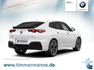BMW iX2 xDrive30 (Bild 2/5)