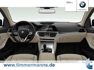 BMW 330i (Bild 2/5)