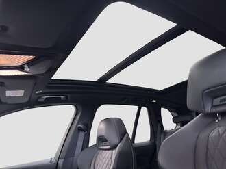 BMW X5 (Bild 2/17)