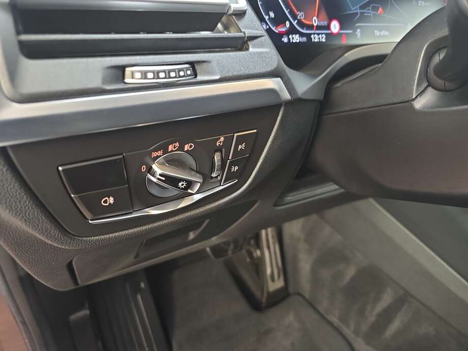 BMW X3 (Bild 9/19)