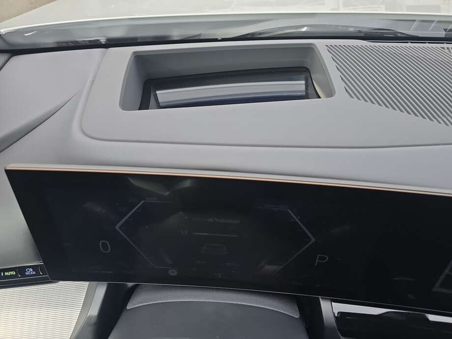 BMW 520d (Bild 10/19)