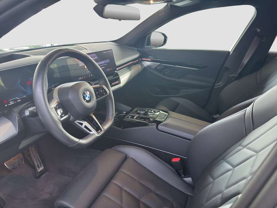 BMW 520d (Bild 2/21)
