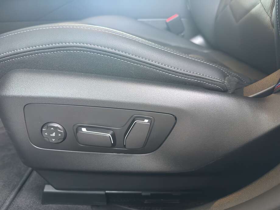 BMW 520d (Bild 9/21)