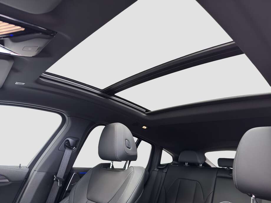 BMW X4 (Bild 4/18)
