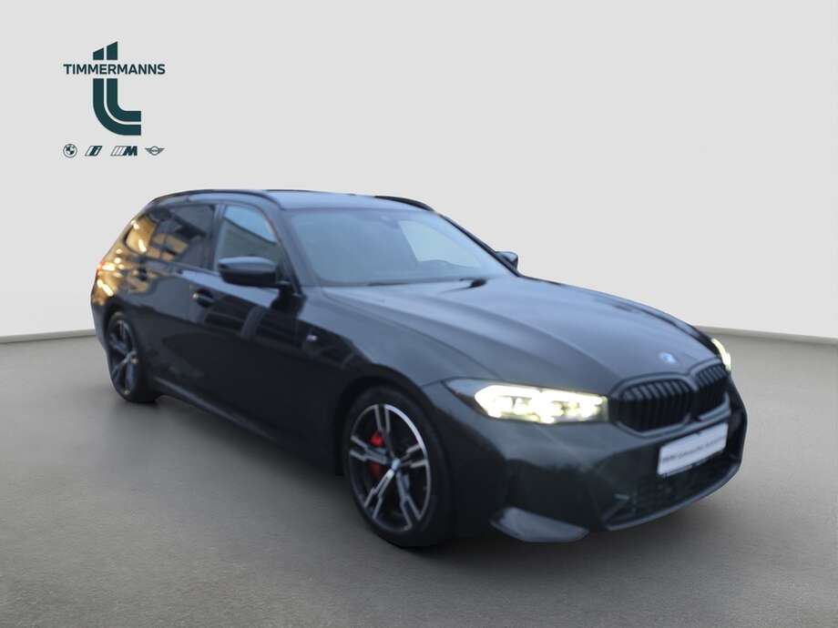 BMW 330d (Bild 15/19)