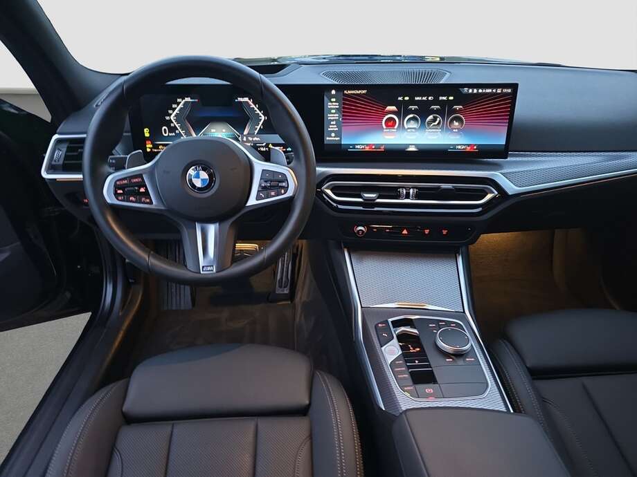 BMW 330d (Bild 3/19)