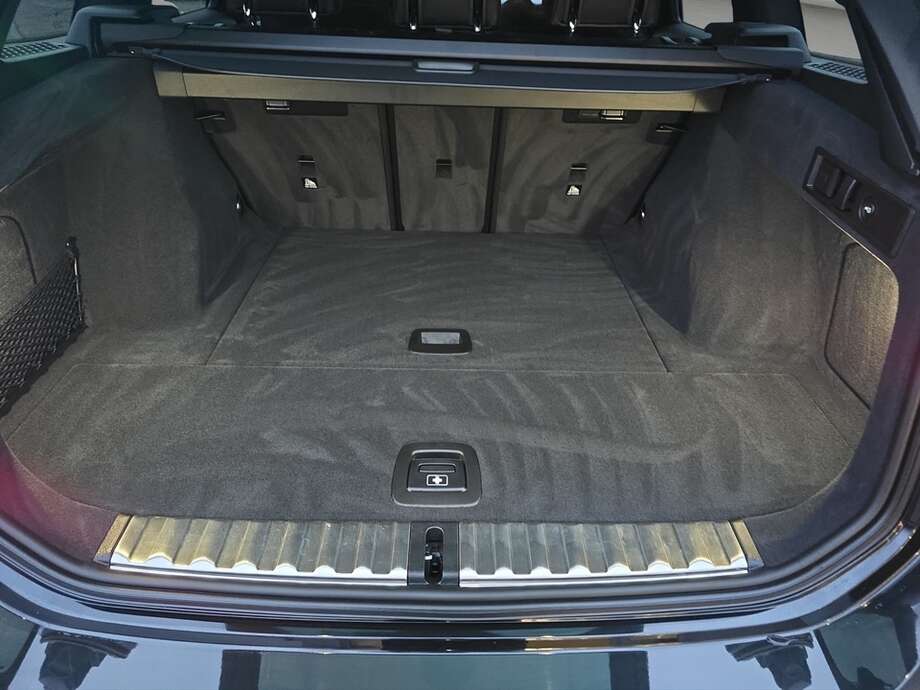 BMW 330d (Bild 5/19)