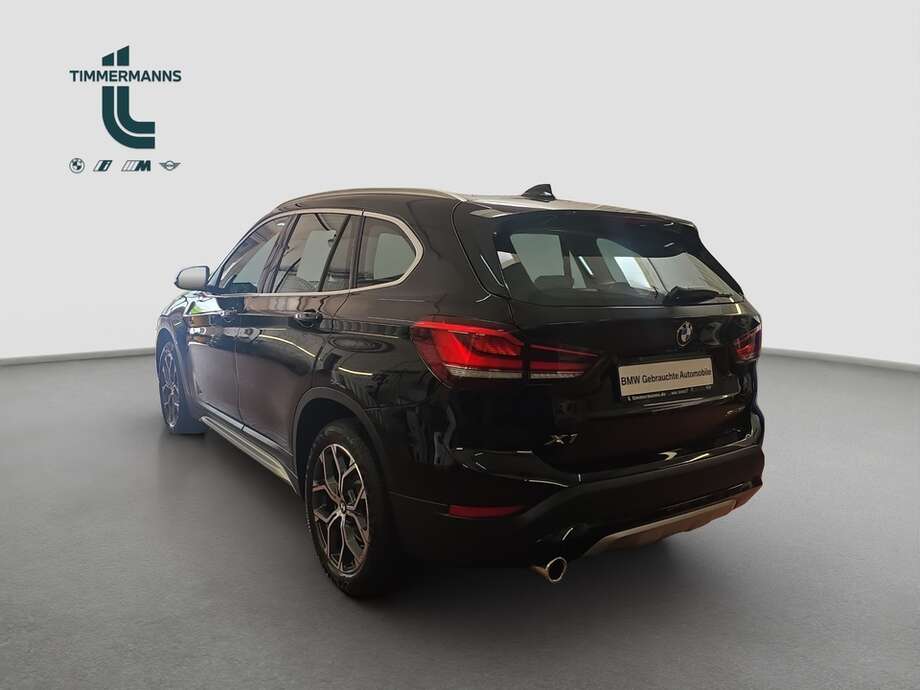 BMW X1 (Bild 12/18)