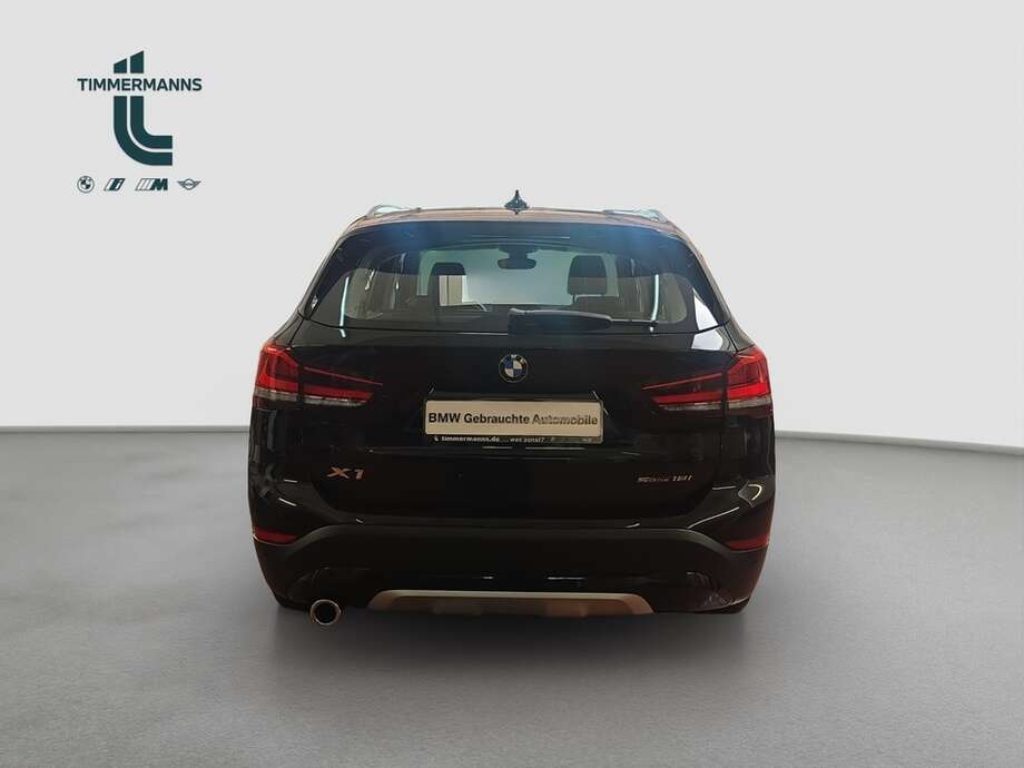 BMW X1 (Bild 13/18)
