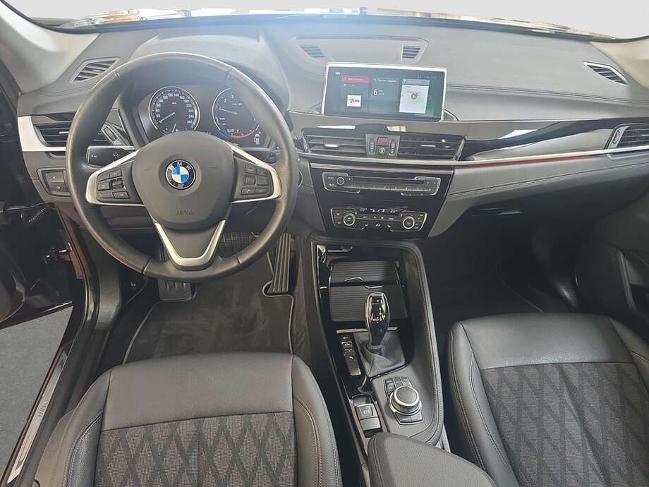 BMW X1 (Bild 5/18)