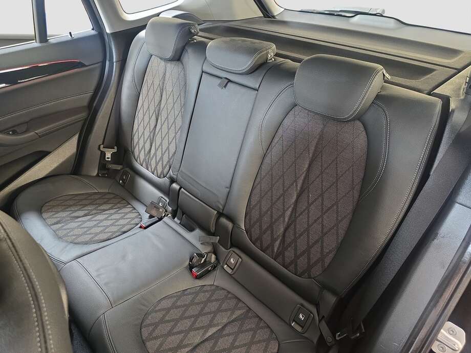 BMW X1 (Bild 6/18)