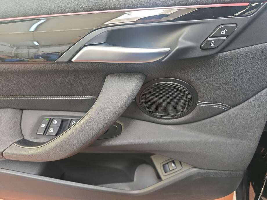 BMW X1 (Bild 8/18)