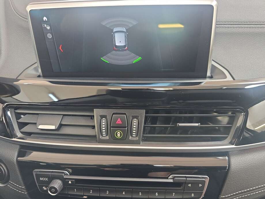BMW X1 (Bild 10/18)