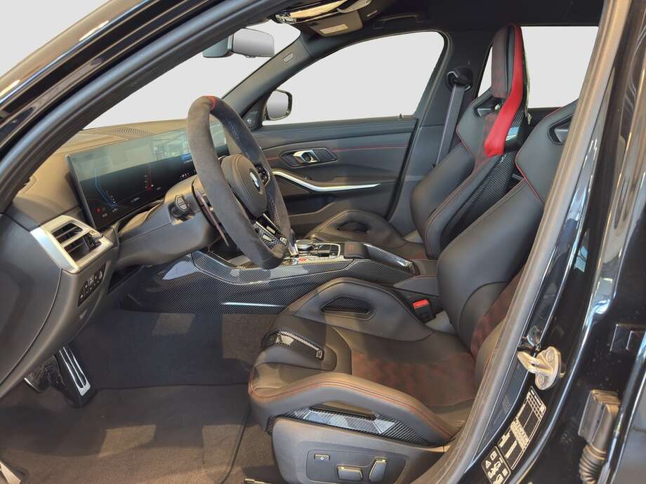 BMW M3 (Bild 2/18)