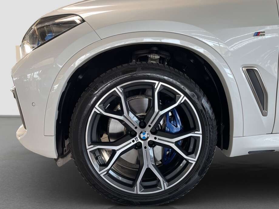 BMW X5 (Bild 13/15)