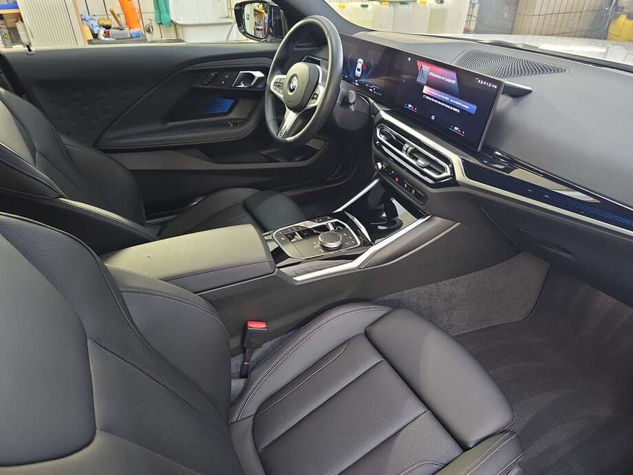 BMW M240i (Bild 8/19)