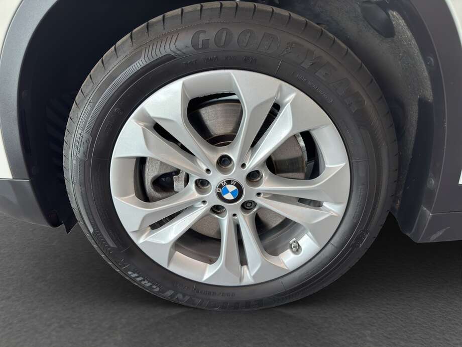 BMW X1 (Bild 17/17)