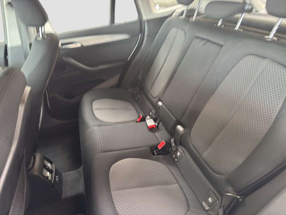 BMW X1 (Bild 6/17)