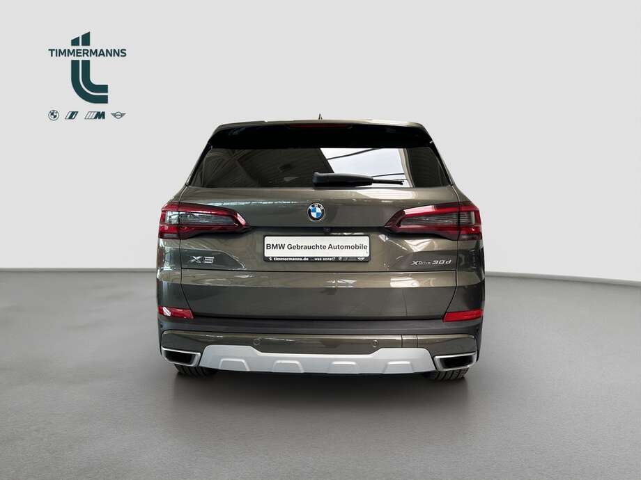 BMW X5 (Bild 11/16)