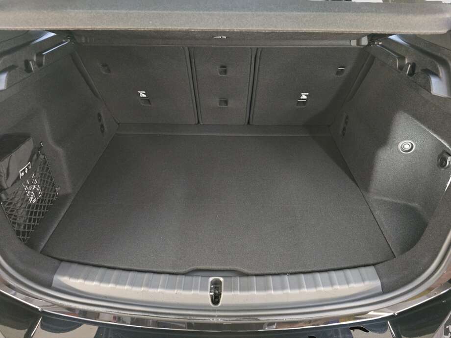 BMW 218 Active Tourer (Bild 7/19)