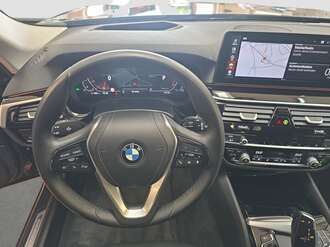 BMW 530i xDrive (Bild 2/19)